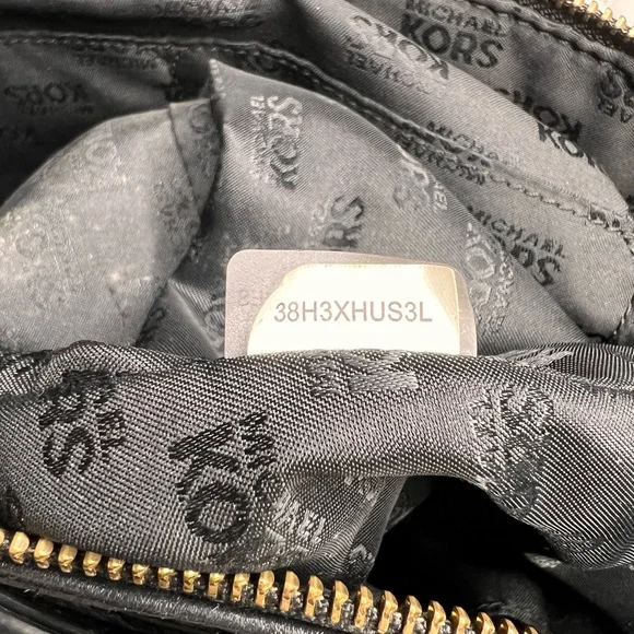 Michael Kors Pebble Leather Black Hudson Satchel Crossbody Bag - Picture 12 of 12